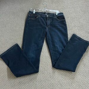 Joe’s The Honey fukki jeans. Wide leg and long to wear with a heel.